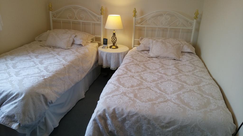 Balnacraig Bed & Breakfast Saline ภายนอก รูปภาพ